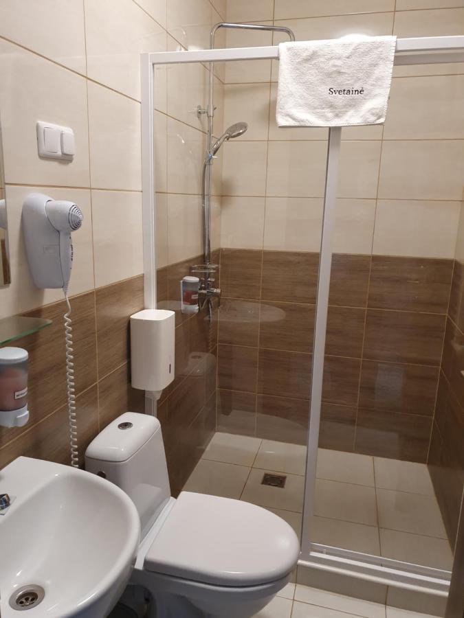 Svetaine Hotel Jonava Bagian luar foto