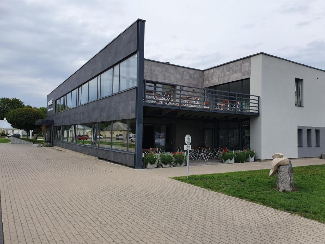 Svetaine Hotel Jonava Bagian luar foto